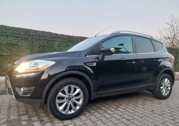 Ford Kuga cena 36900 przebieg: 204800, rok produkcji 2009 z Świdwin małe 781